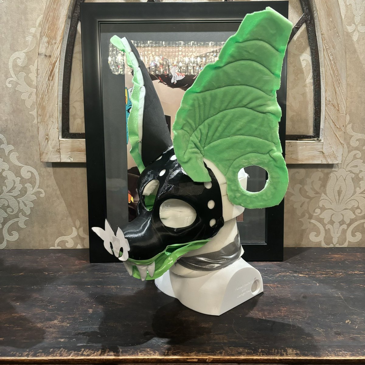 BitingBatStudio's tweet image. WIP photos from when I finished the base! The whole head is done by now so ill be posting more of that soon 🦇