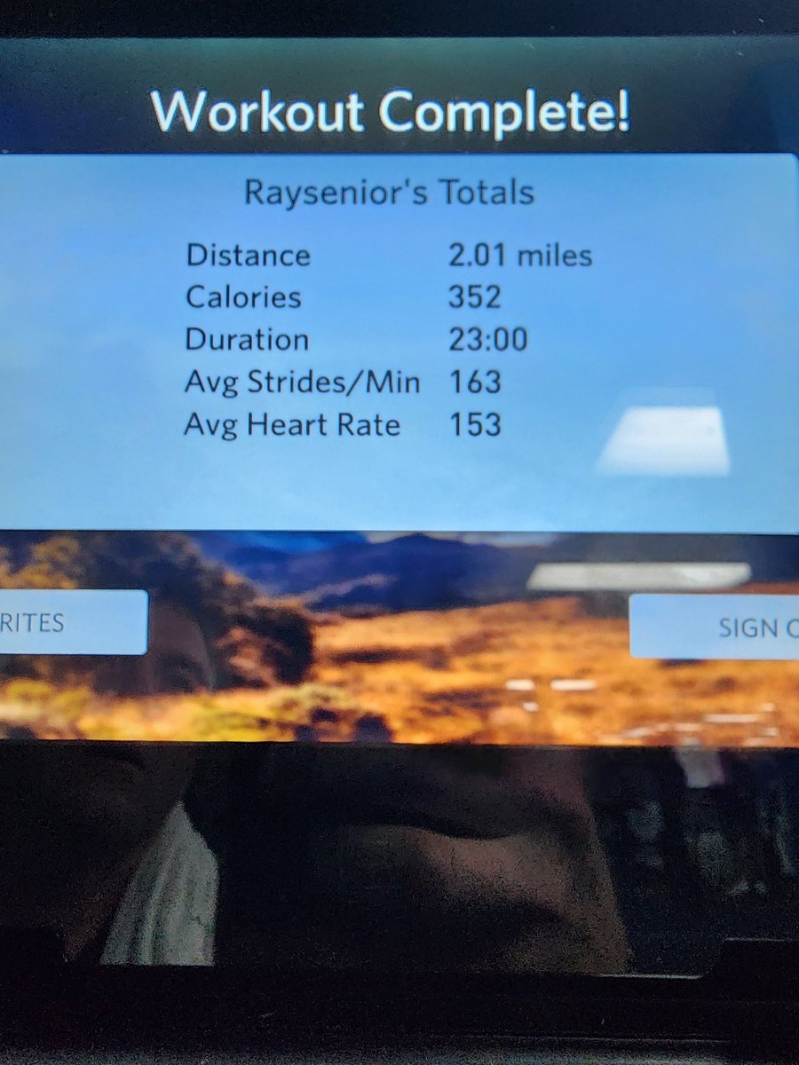 raysenior598's tweet image. Monday #workout ✔️ 
Back and biceps 💪🏻 with #cardio 
Thinking about going back on #optavia I was really successful on it the first time I tried the program. 
#livehealthy #gymmotivation #dontgiveup #canthurtme #motivation #MondayMotivation #weightloss #unfat @OPTAVIA_tweets