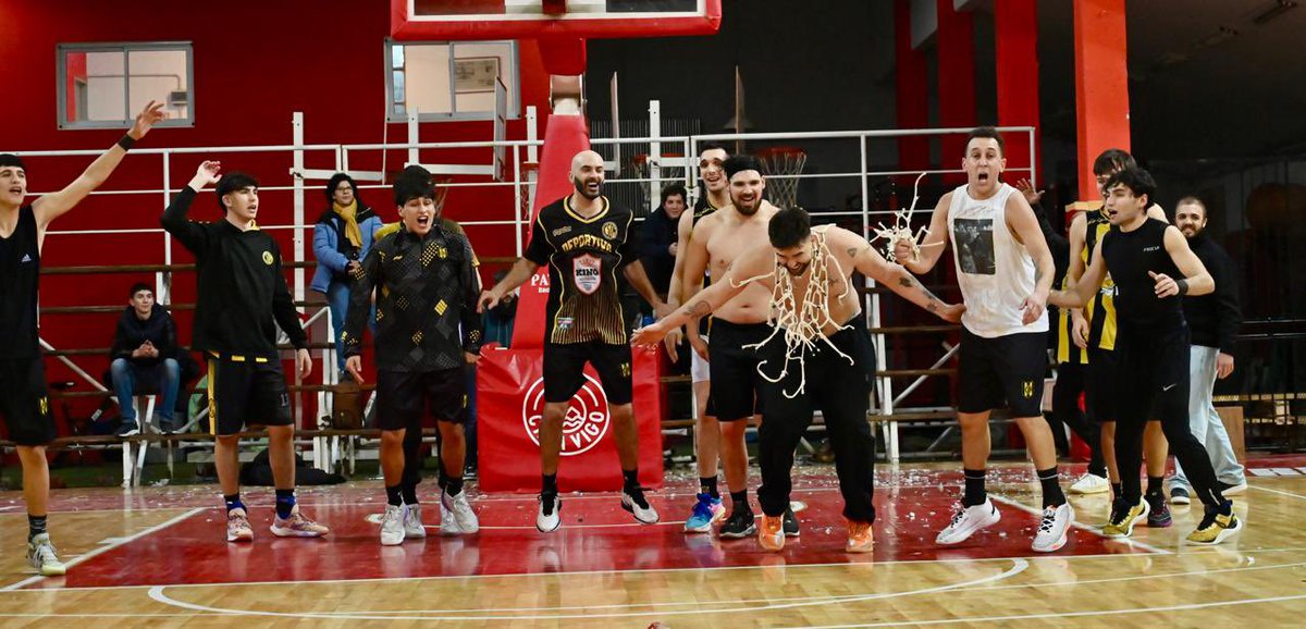 Felicitaciones al plantel superior de básquet masculino del <a href="/ClubMadryn/">Club Social y Deportivo Madryn</a> que volvió a consagrarse como el mejor en el campeonato de ABECh.

Siempre toca atravesar adversidades y esta no ha sido la excepción, pero pudimos sacarlo adelante con el corazón y la entrega de siempre,