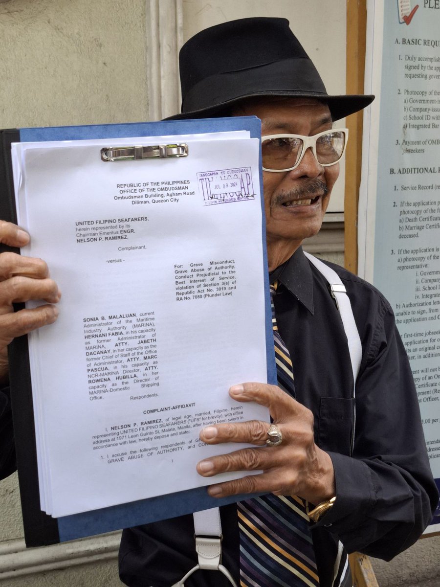 PTVph's tweet photo. TINGNAN: Kinasuhan ng United Filipino Seafarers sa Office of the Ombudsman ang mga opisyal ng Maritime Industry Authority (MARINA) dahil sa pagbibigay ng ahensiya ng special permit para sa foreign dredgers. | via Bernard Ferrer https://t.co/49xHqc8KrY