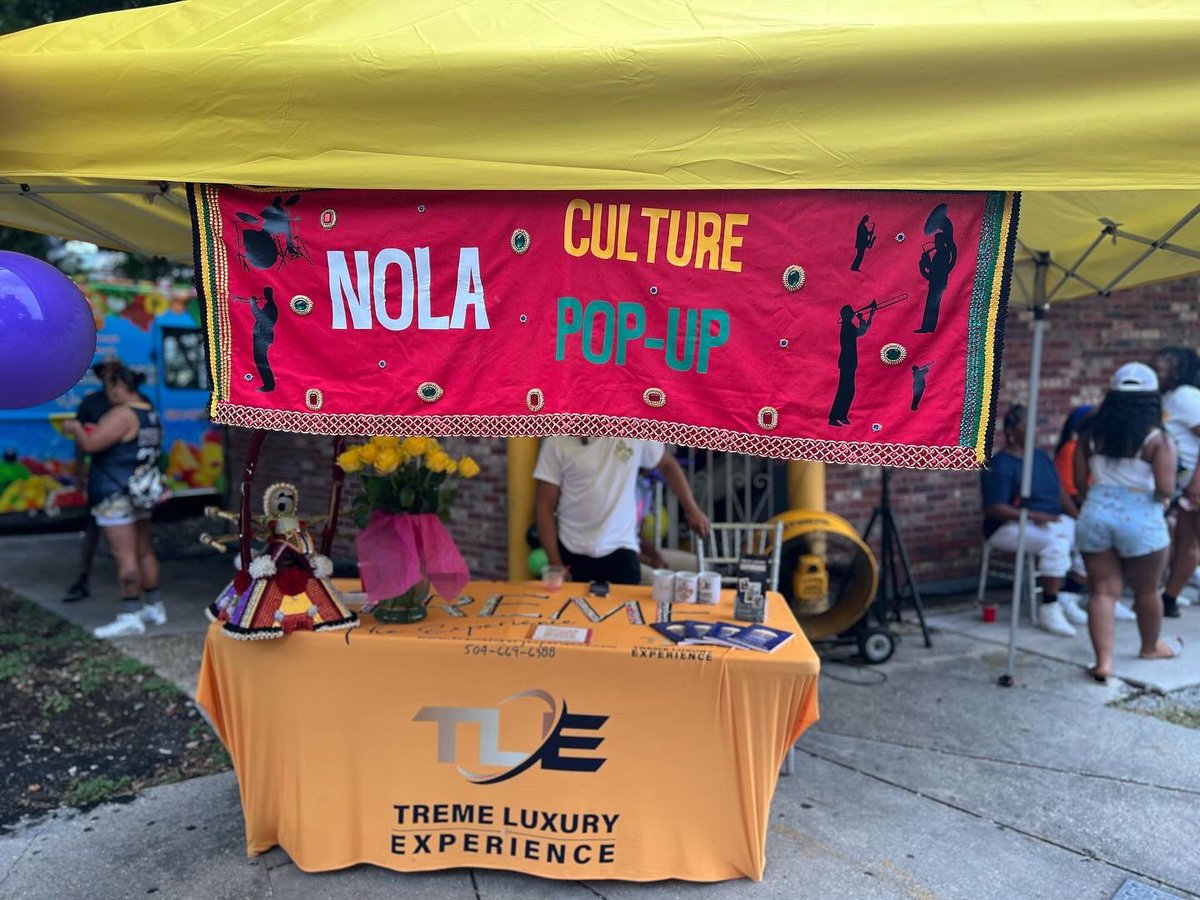 explicitlyme24's tweet photo. Big thanks for everyone that bought an Explicitly Me T-shirt and took the time for our survey. Appreciate all the vendor’s that showed up and made the experience enjoyable 🫶🏿🫶🏾🫶🏽🫶🏼 #pride #communityhealing #lesbiansofcolor #visibilitymatters #nolalife #culture #ExplicitlyMe https://t.co/NOombAp3Ip