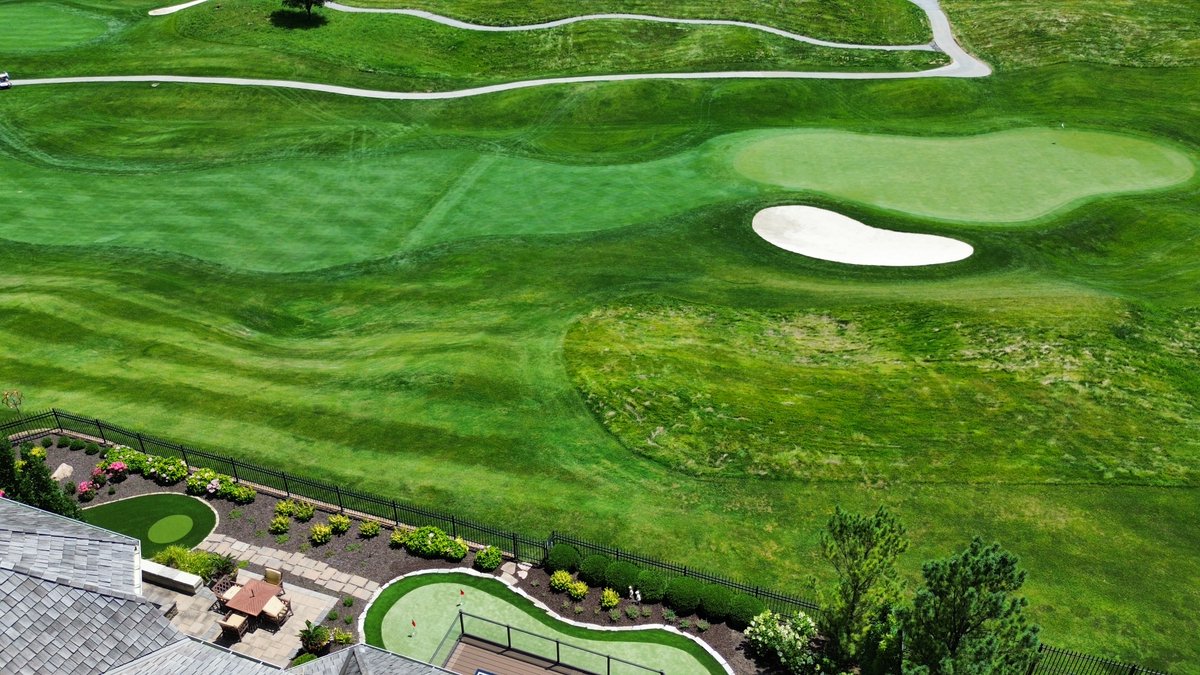 GreensNebraska's tweet photo. Hole #19 @ Champions Run is complete!⛳️
Practice chipping and putting while enjoying the picture-perfect view🌄 https://t.co/pBqfWW5zK5