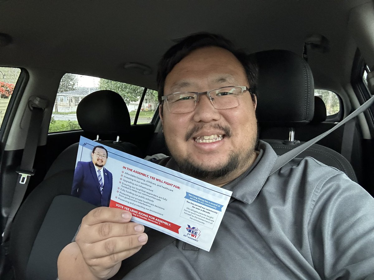 yeeforwi's tweet photo. Got off work and went straight to knocking on doors before the heavy rain comes rolling in!

#YeeForWI
#takebackthemajority #FightFor50 https://t.co/b6MUh3C42d