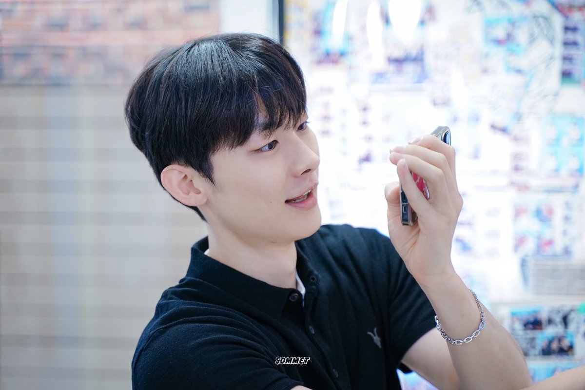 sommet_LSG's tweet photo. 240707
#이승규 #LeeSeungGyu #SGOTD #오늘의이승규 #イ・スンギュ #李升規 

옆태미남의 대명사✨ https://t.co/zKg8J3LzzC