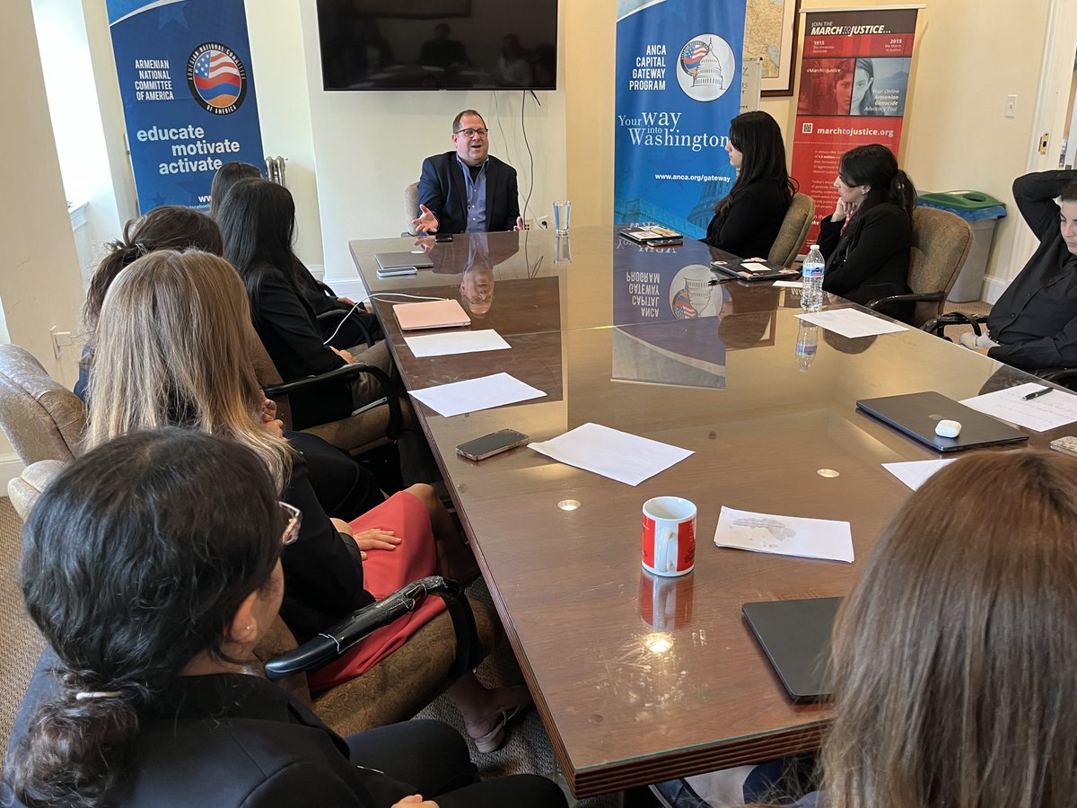 ANCA_DC's tweet photo. POLITICO’s Senior Politics Editor Charles Mahtesian (@PoliticoCharlie) gave a seminar to our Leo Sarkisian and Maral Melkonian Avetisyan interns today, detailing his path into journalism and the founding of the paper POLITICO. Together they discussed how to be better writers, the trajectory of journalism as a whole, and the willingness to take professional risks.
To learn more about our youth programs please visit https://t.co/WuViZiAt3Z
#LSI24 #ANCASummer #ANCAYouthEmpowerment