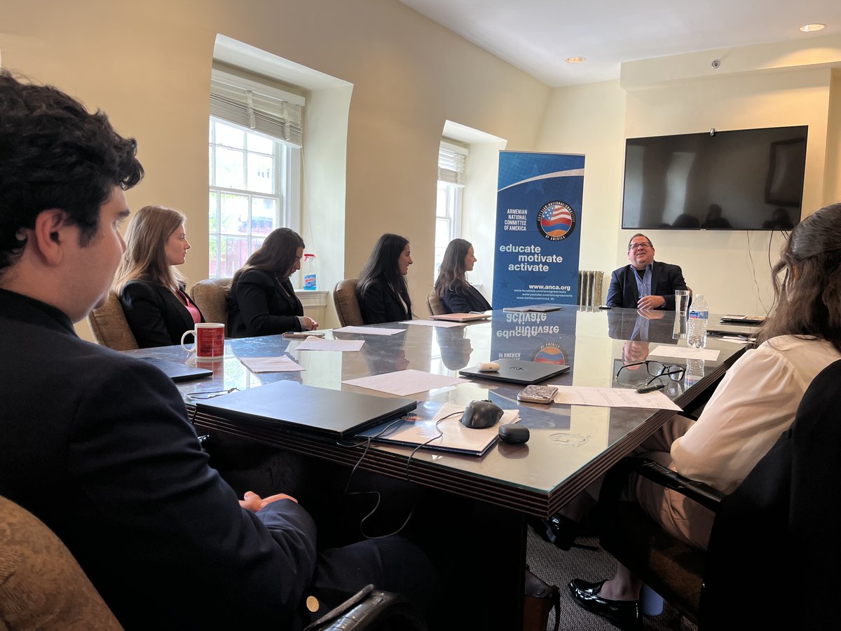 ANCA_DC's tweet photo. POLITICO’s Senior Politics Editor Charles Mahtesian (@PoliticoCharlie) gave a seminar to our Leo Sarkisian and Maral Melkonian Avetisyan interns today, detailing his path into journalism and the founding of the paper POLITICO. Together they discussed how to be better writers, the trajectory of journalism as a whole, and the willingness to take professional risks.
To learn more about our youth programs please visit https://t.co/WuViZiAt3Z
#LSI24 #ANCASummer #ANCAYouthEmpowerment