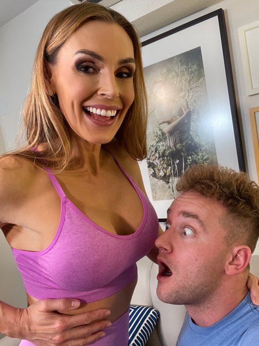 @VanWyldexxx was quite surprised when he got the happy ending 😛🔥  Would you also like a Yoga session<a class="tags" href="/tag/vanwyldexxx">@vanwyldexxx</a><a href="/tag/newvideo"class="tags"><span>#newvideo</span></a>