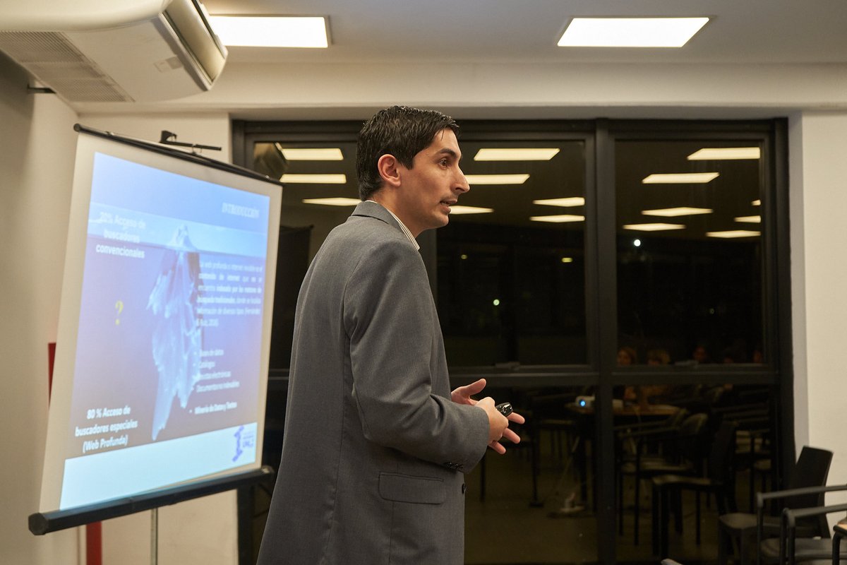fiunlz's tweet photo. 🗣️ El pasado 25 de junio se llevó a cabo, en el marco de la presentación de nuestra Unidad de Vigilancia Tecnológica e Inteligencia Estratégica (VTeIT), una charla de sensibilización sobre la temática a cargo del Ing. Miguel Guagliano. https://t.co/ogABxeUJ4a