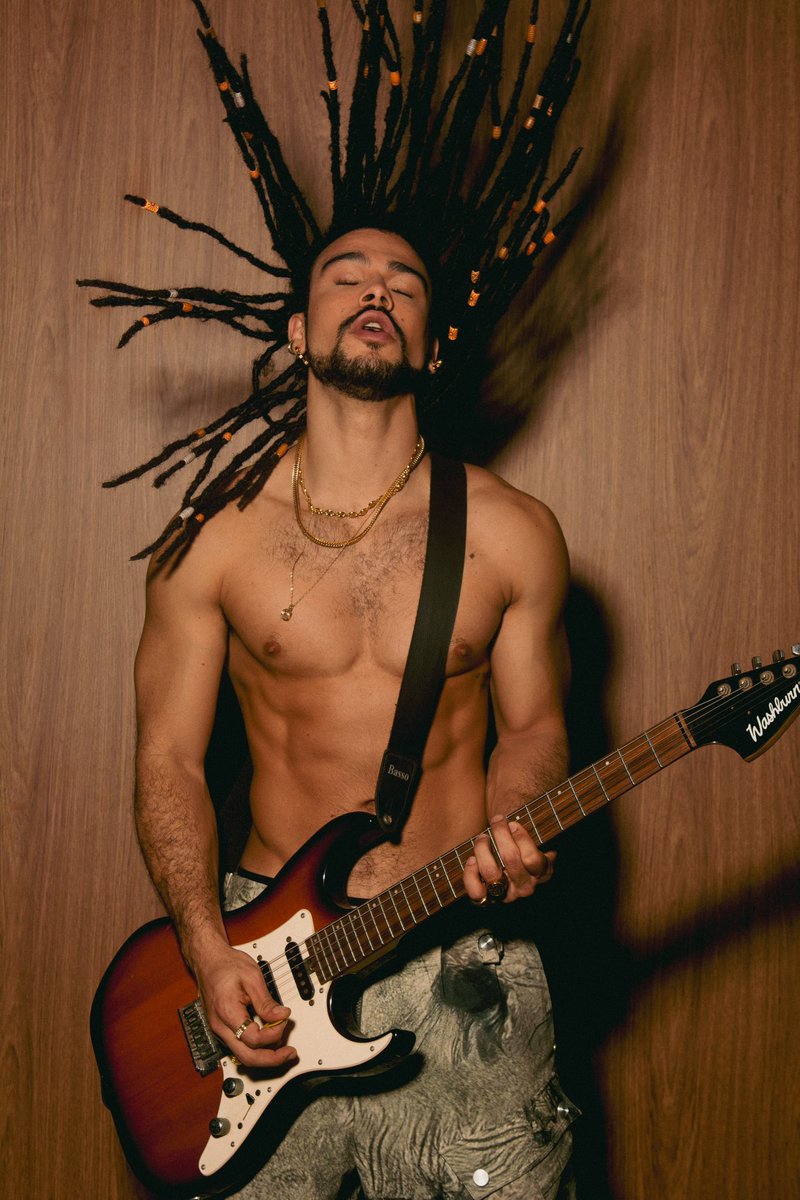 SergioMalheiros's tweet photo. 🎸🤙🏾😅 https://t.co/l8Al25AaDH