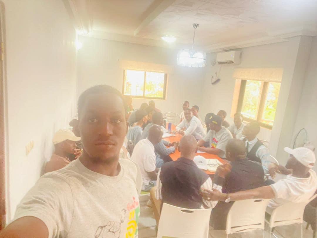 Reunion des leaders….#LesJeunesOntCompris✊🏽