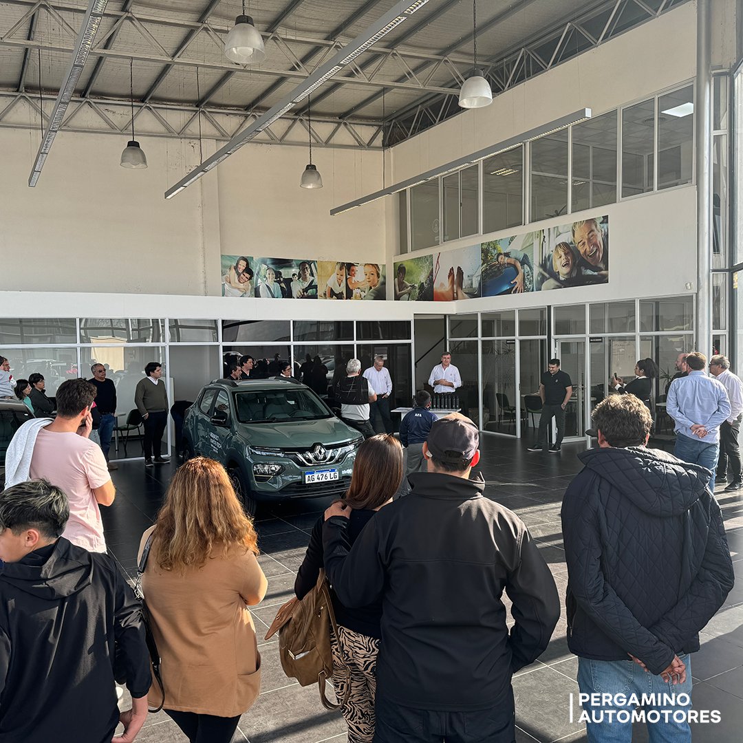 Gracias a cada uno de nuestros clientes por confiar en nosotros.
Entrega masiva de 0Km en nuestra sucursal de Junín.
mtr.bio/pergauto
#Pergamino #SanNicolás #Junín #VenadoTuerto #Chivilcoy #Renault #PergaminoAutomotores #Clientes #Amigos