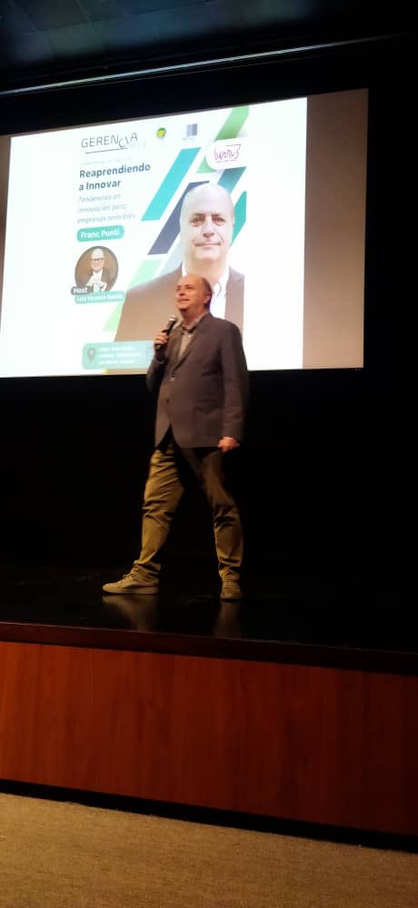 nelson50's tweet photo. @francponti en Caracas en Cinetica gerencial @lvgarciag @LuciaLanga https://t.co/ZkO1vmOtFT