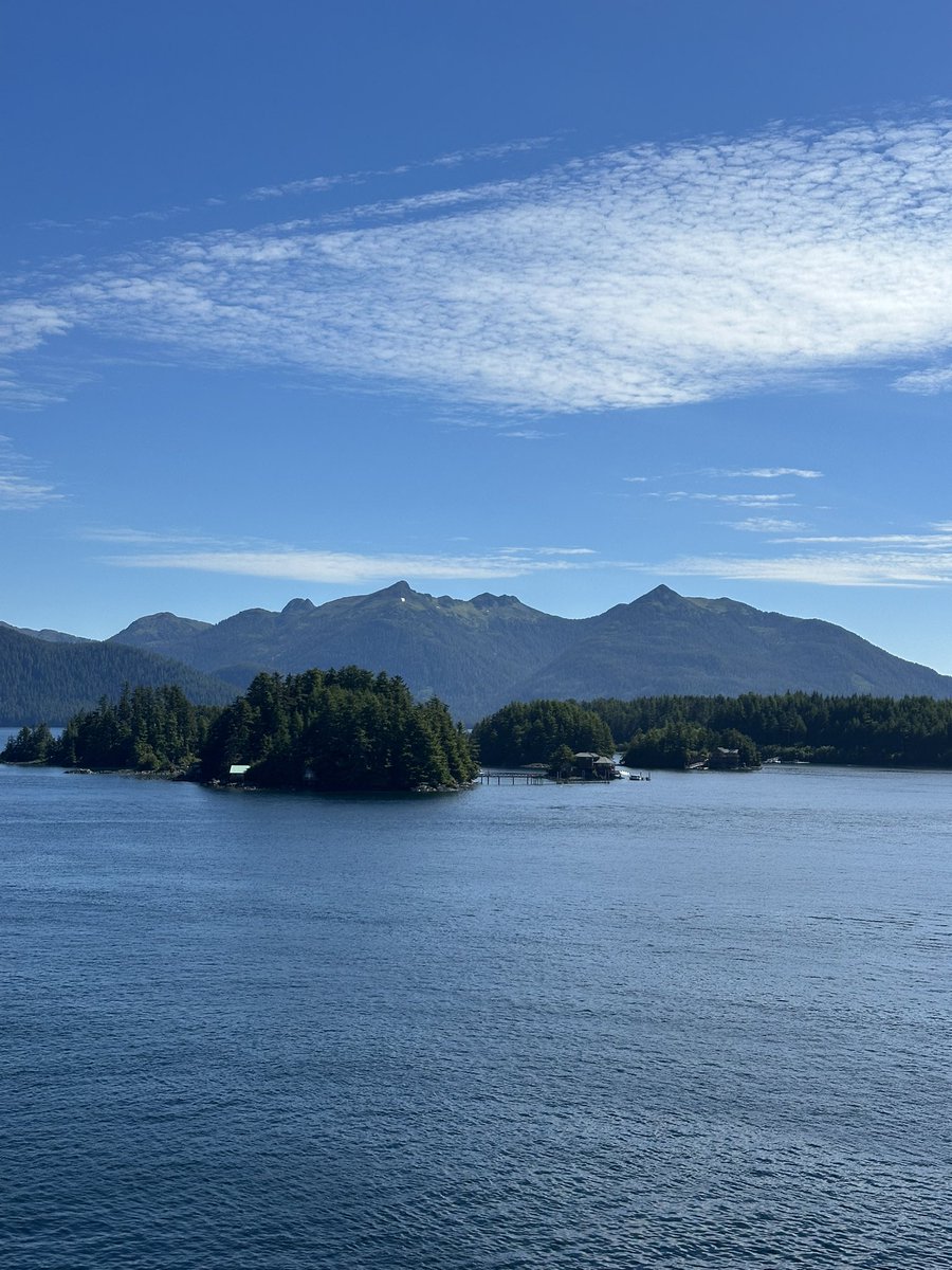 KentonCool's tweet photo. Alaska simply keeps on giving
#idylic https://t.co/r39NQA6ffI