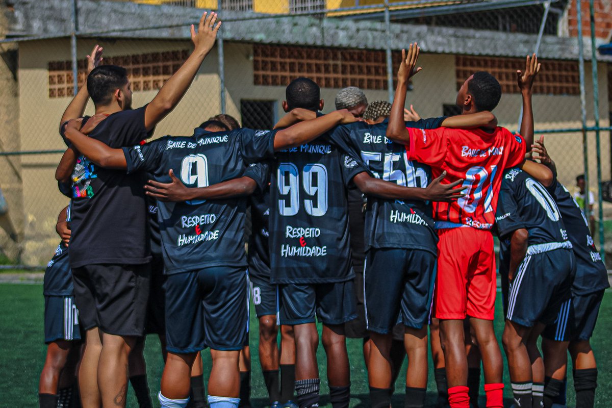 OS CRÍTICOS FICAM BOLADOS ✍🏻
Deus e primeiro Lugar um por todos todos por um