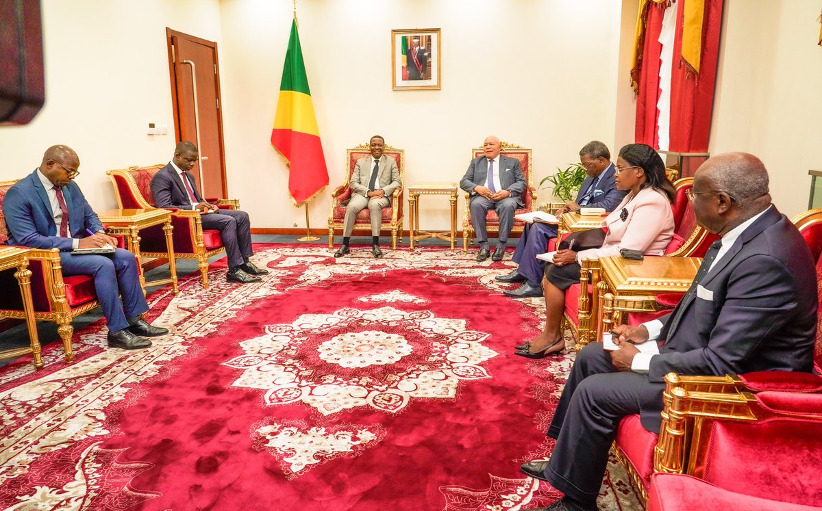 assnatTogo's tweet photo. En séjour à  #Brazzaville  dans le cadre de la première conférence internationale sur l'Afforestation et le reboisement, le Président de l'Assemblée nationale, @kodjo_adedze, a rendu une visite de courtoisie à son homologue congolais, @IsidoreMvouba, le samedi 06 juillet 2024, au siège du Parlement congolais.

Les discussions entre les deux personnalités ont porté sur l’approfondissement des relations bilatérales entre les deux institutions parlementaires au profit des populations. Ils ont également salué la qualité des relations entre les deux Chefs d’Etat, leurs Excellences Messieurs @SassouNGuesso_  et @FEGnassingbe.