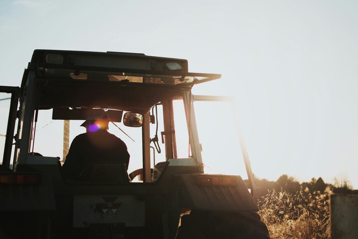 AgInstituteAus's tweet photo. Did you know the Ag Institute offers more than 20 awards to recognise outstanding achievement in agriculture, including 6 national awards?
Please consider nominating someone you know who has made a valuable contribution to ag:
https://t.co/T1gMYpM5af
#aginstitute #agawards https://t.co/mvKCIGpPH8