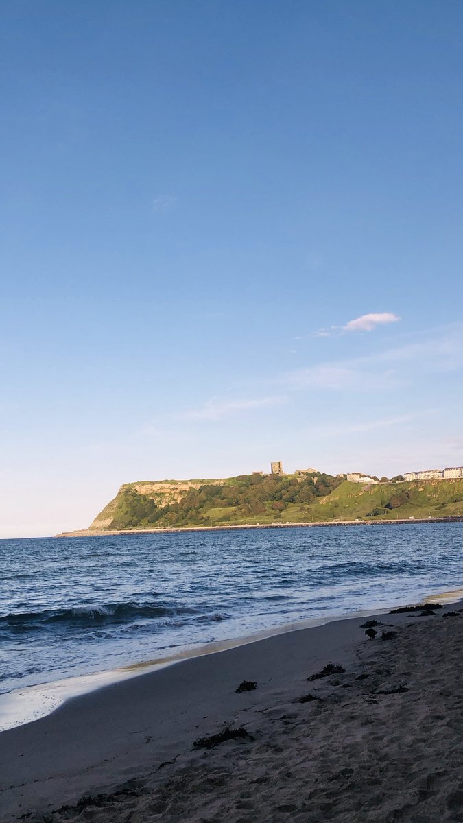 madcyril69's tweet photo. When you find the beach is empty for your late evening swim. Utter bliss ๐๐ง๐ปโโ๏ธ
#scarborough #coldwaterswimming #bitnippy https://t.co/8siW7xCZFl