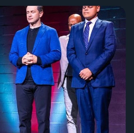 harryt59_harry's tweet photo. If Justin Trudeau got up at church & gave a political speech, the media would be reporting on it for a week.
Religion has no place in politics & politics has no place in religion.This should be a wake-up call for Canadians. Especially women. https://t.co/noWpBLHDVP