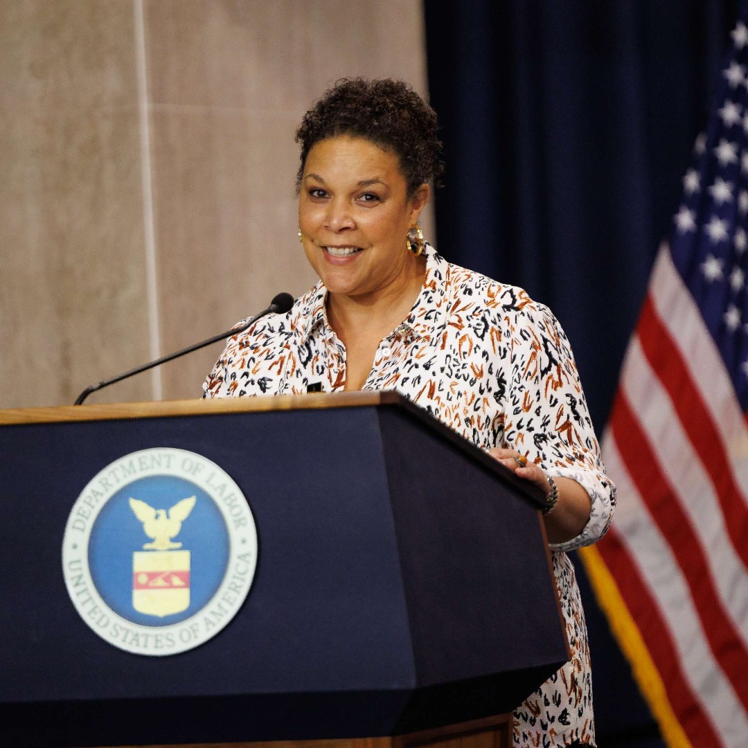SAG-AFTRA (@sagaftra) on Twitter photo SAG-AFTRA Executive Vice President Linda Powell spoke at the <a href="/USDOL/">U.S. Department of Labor</a> summit about ending gender-based violence and harassment in the world of work. From the entertainment industry and beyond, ending this violence is crucial for the future of labor. #SagAftraStrong SAG-AFTRA Executive Vice President Linda Powell spoke at the <a href="/USDOL/">U.S. Department of Labor</a> summit about ending gender-based violence and harassment in the world of work. From the entertainment industry and beyond, ending this violence is crucial for the future of labor. #SagAftraStrong