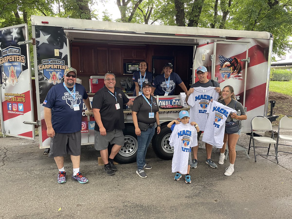 MidAmCarpenters's tweet image. Another awesome turnout for NASCAR’s Chicago Street Race! It was great seeing so many members stop by our trailer as well as race fans interested in the outstanding careers available in the carpenters union. The #MACRC was well-represented at this event! #MidAmericaCarpenters