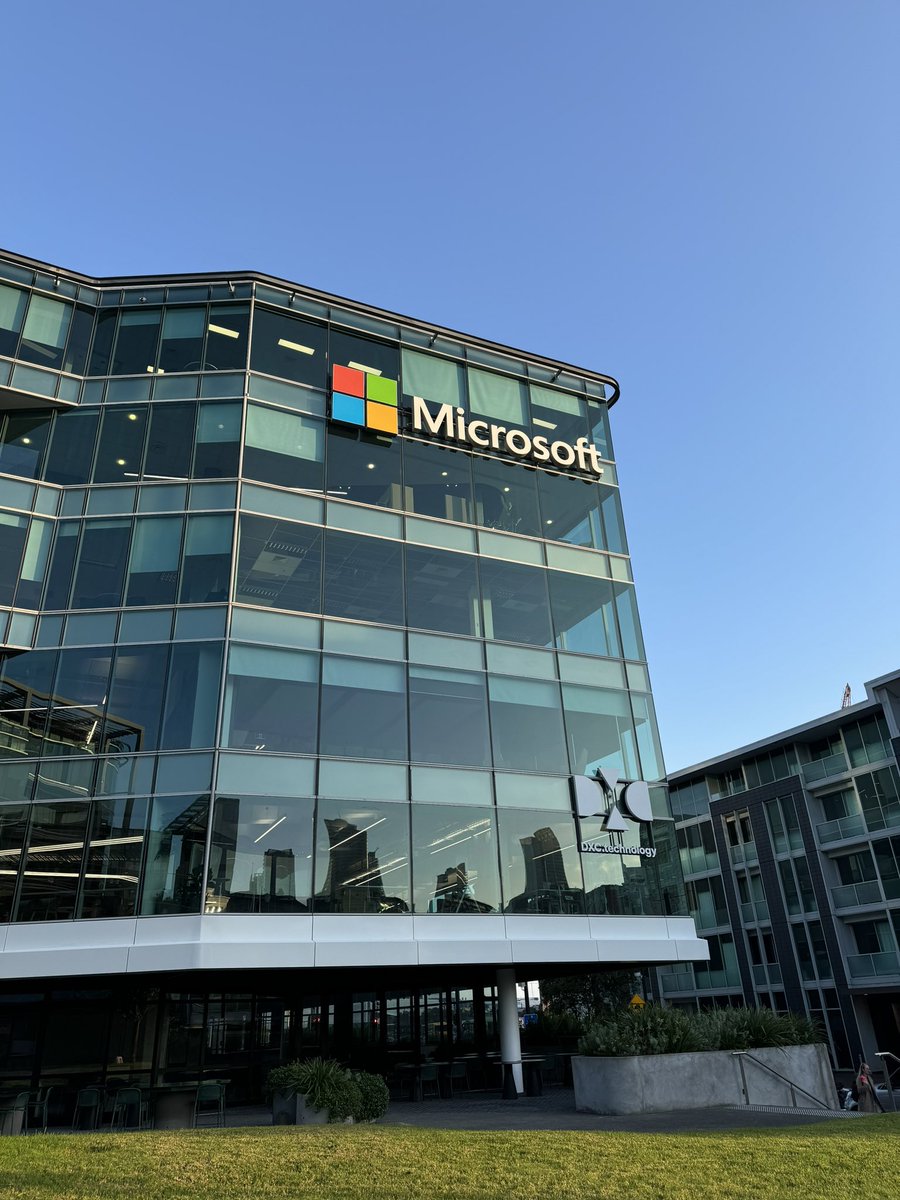 4321bev's tweet photo. A gorgeous day to be at the  #MicrosoftHQ #Auckland where #NZMIEEHui2024 is off to a great start! What a group of amazing passionate educators!  @UlsterEducation @microbit_edu @MS_eduIRL @Doctor_Harves @RyanHiggins005 @LuisaLongone #GenAI #education #edtech @Cloughglass https://t.co/f8uzDhT73C