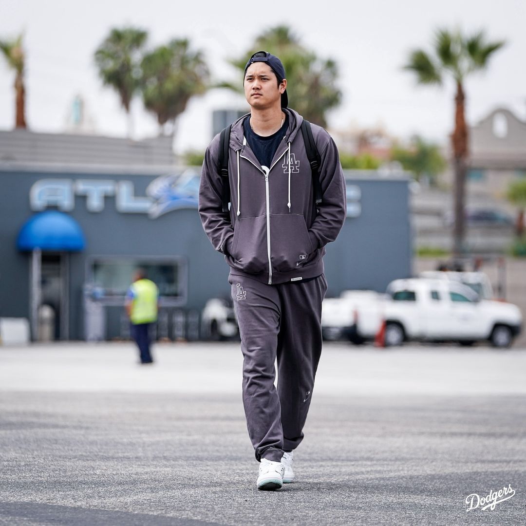 大谷翔平 移動日のジャージ姿 本日7/9 #ドジャース の試合はありません