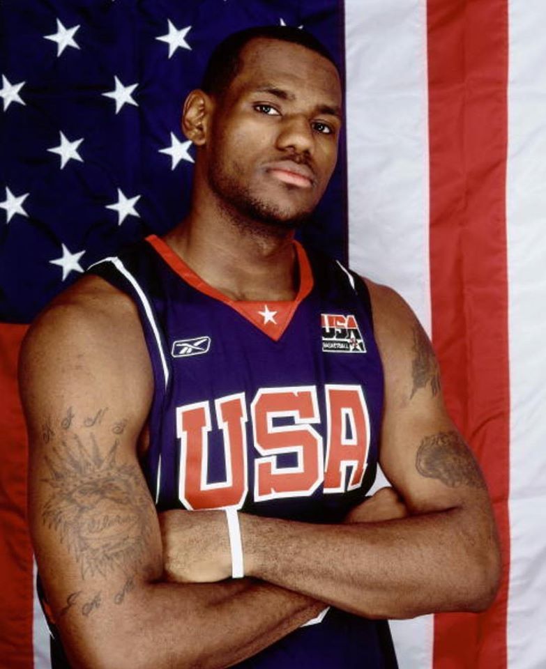 BronMuse tweet media