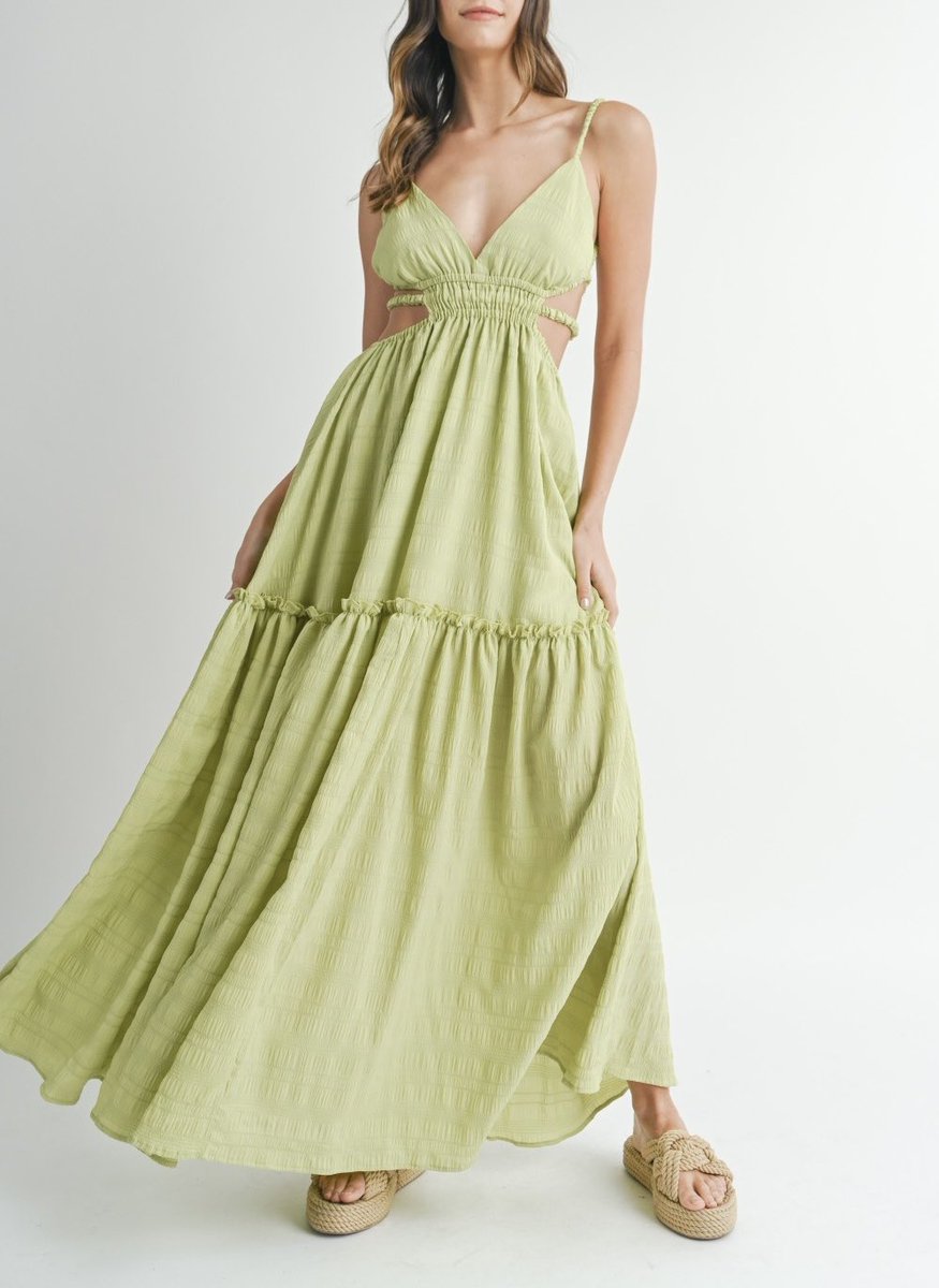 seenbyher's tweet photo. This dress 😍

https://t.co/YqeQB1CwiE https://t.co/a9iUho0yDI