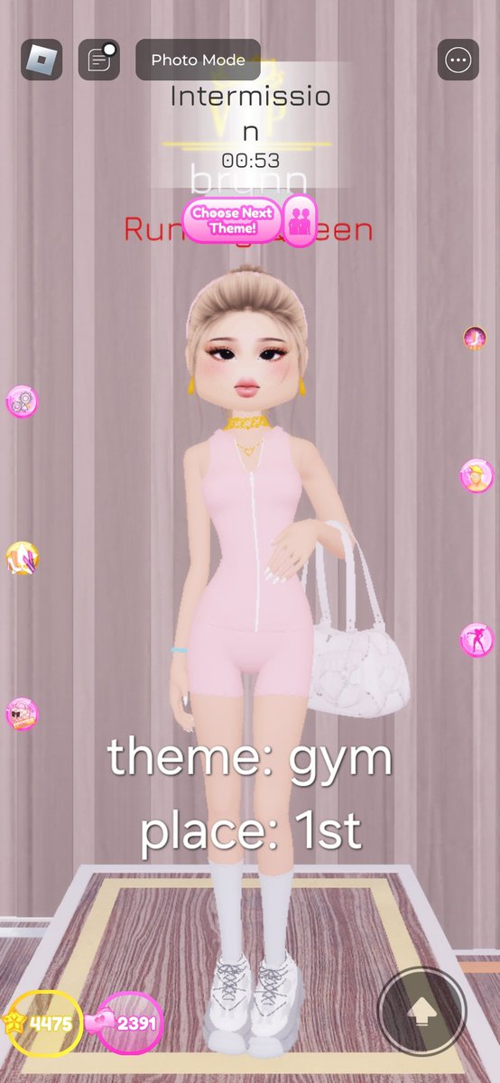 brynnniee's tweet photo. @_Dress2Impress ootd!! 🛼🌊🧿⚡️🩷🌴 https://t.co/pymlD2wLiE