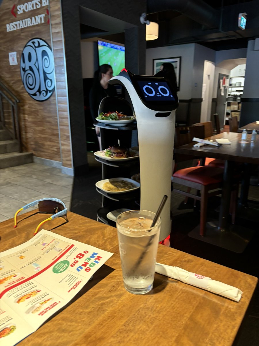 richard white tweet media