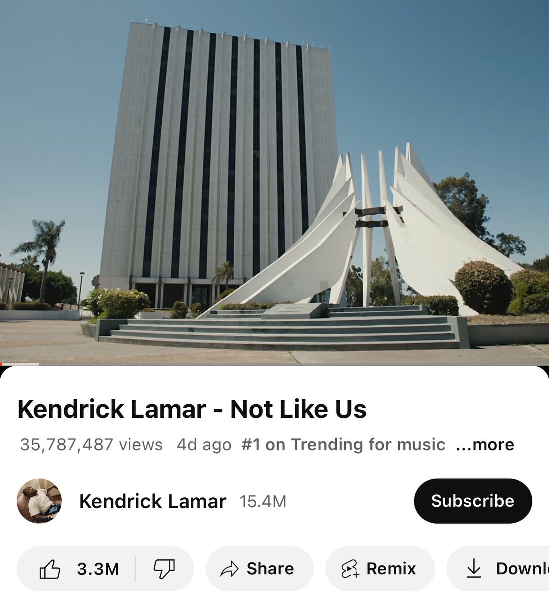 DailyRapFacts's tweet image. Kendrick Lamar vs Drake 

“Not Like Us” 🎥 35 million views in 4 days 

“Family Matters” 🎥 35 million views in 2 months