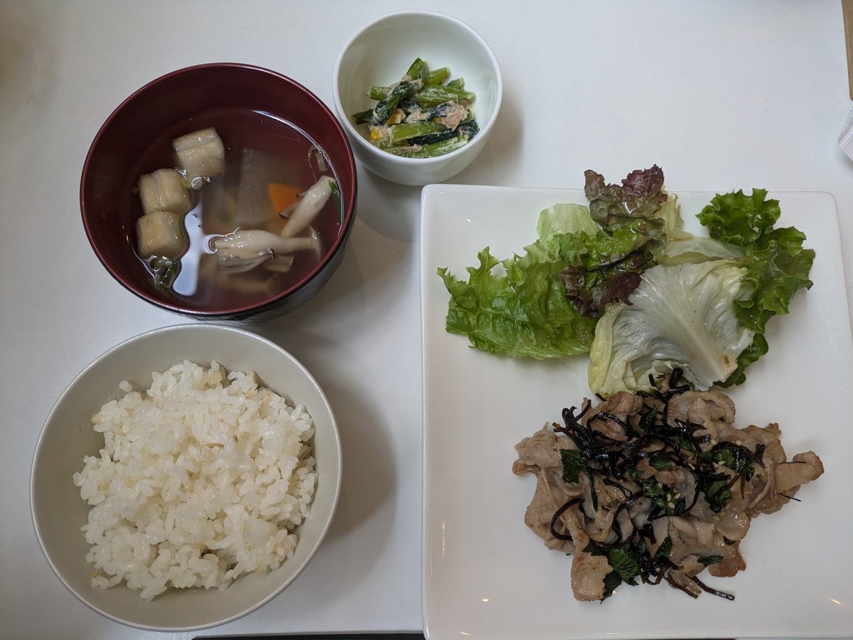 MARVERICK666's tweet photo. 土曜日は、ドッグカフェでランチ。涼しい室内で日替わりランチをいただきました。店員さんもあたたかく迎えていただき楽しかったです。次は、モーニングでよってみたいと思います。
#ドッグカフェ
#cafeD
#大阪府茨木市
#ランチ
#pixel7a
#teampixel https://t.co/AueOrvBnL7