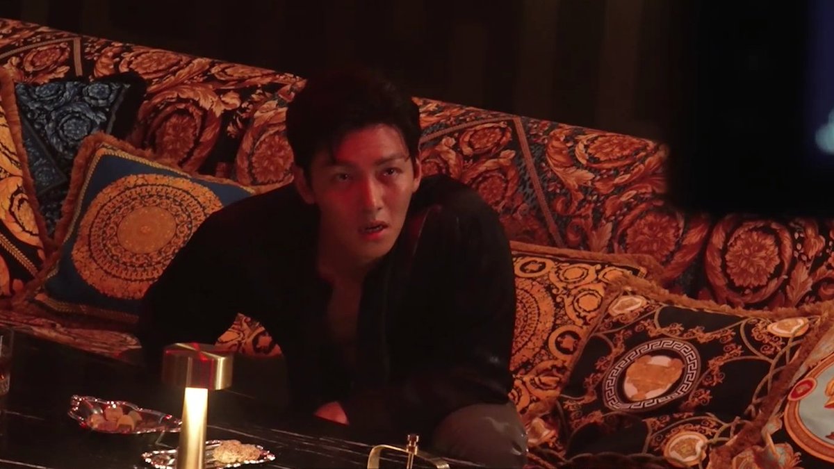 Bay00n87's tweet photo. I can fix him🫦❤️🔥
#지창욱 #Revolver2024 https://t.co/FHeoRhVaPH