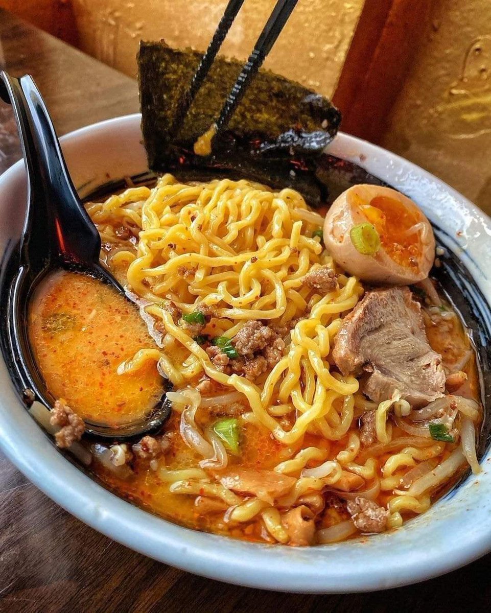 CaliberFae's tweet image. When I say ramen, this is what I mean 😩🩷
