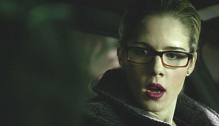 chancletas07's tweet photo. Olicity👓❤️🏹 https://t.co/Y5J99rdkr5