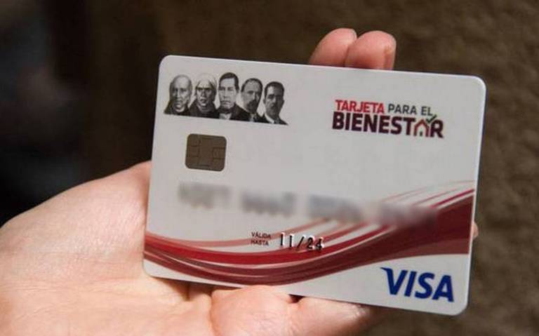 LaCronicaDeHoy's tweet photo. Becarios del Bienestar denuncian “saqueos” a sus cuentas, pues alegan que sufrieron la extracción de fondos provenientes de los apoyos sociales durante la 4T, lo que cruza por clonación de tarjetas y robo de información personal y bancaria. 

Testimonios.  👇 https://t.co/JTk5sO3hMr
