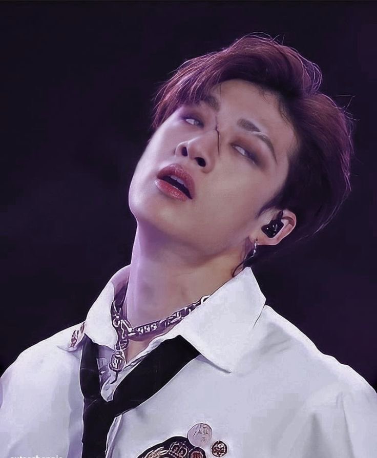 gnabdoolsetnet's tweet photo. @bluespsm i miss his hair up so much 😭😭 https://t.co/jcwZQurGj2