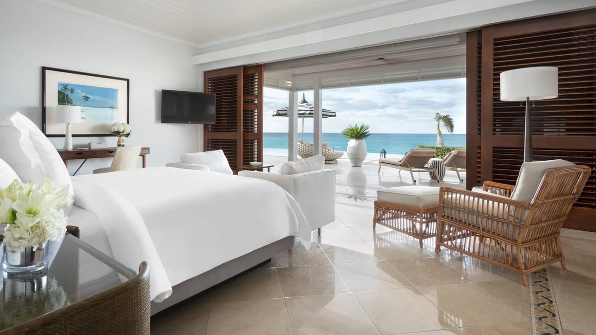 Snaaplux's tweet photo. Escape to The Ocean Club, A Four Seasons Resort in Bahamas. 
Nestled on Paradise Island, our sanctuary offers sophistication and refinement for romantic getaways, weddings, and corporate retreats. Expect unforgettable memories in paradise. 
@fsoceanclub 
 #LuxuryResort #SnaapLux https://t.co/mKCUNe6ran
