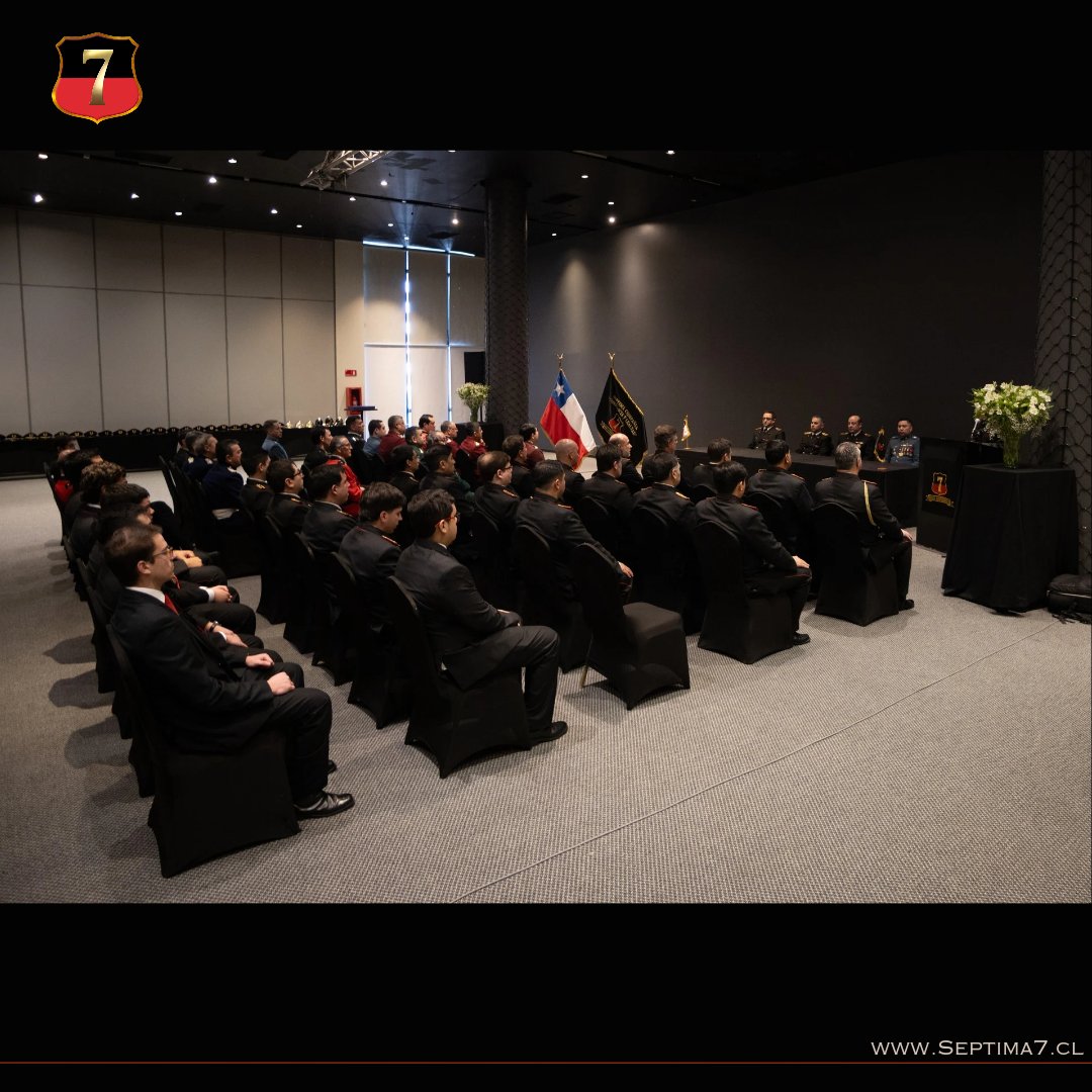 SeptimaSiete's tweet photo. Sesión Solemne de nuestra conmemoración de nuestros 13 años de Fundación

Durante la ceremonia, se destacó la entrega de premios Constancia y Lealtad y Competencia Fundadores.

Les dejamos una imágenes de nuestra Ceremonia https://t.co/CDcHFWDNs2