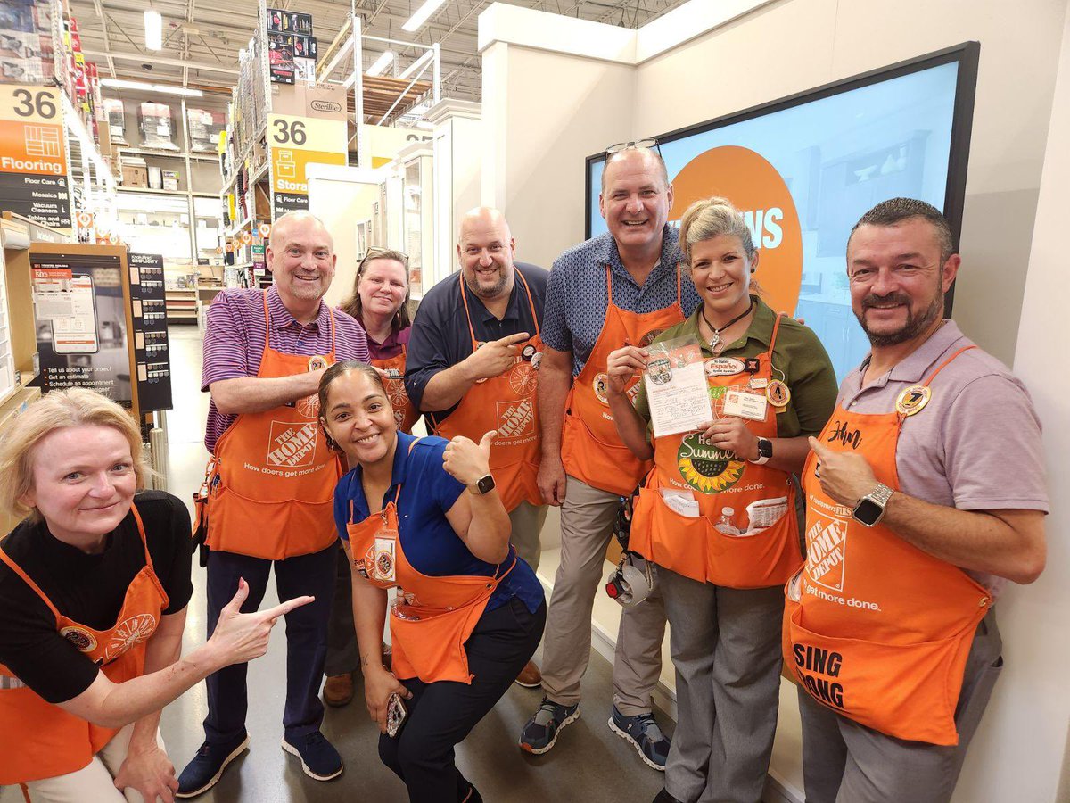 It feels great when you get recognized from your RVP, DM and SM, thank you, very proud to be part of this Orange family <a href="/JohnMorenoHD/">John Moreno</a> <a href="/BohannonTodd/">Todd Bohannon</a> <a href="/thdtunya/">Tunya Williams</a> <a href="/SharptonDavid/">David Sharpton</a> <a href="/LisaSpe22074022/">Lisa Speer</a> <a href="/tashasmithasds/">Tasha Smith</a>