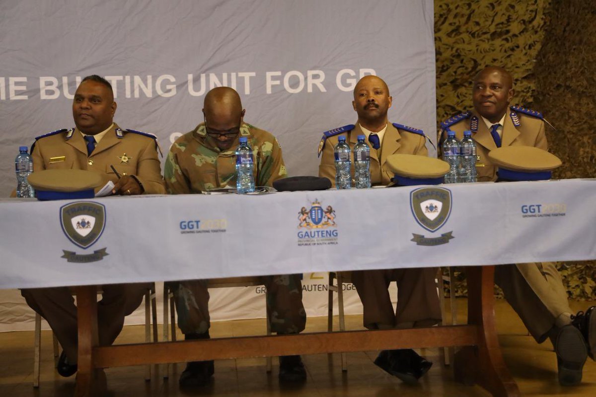 Panyaza Lesufi tweet media