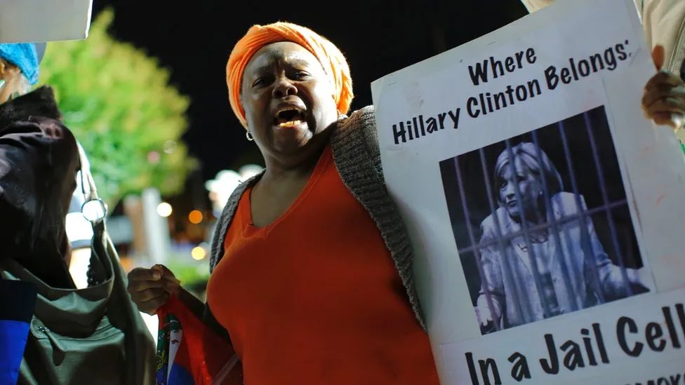 SeeTheBigDipper's tweet photo. “Where Hillary Clinton Belongs:
In A Jail Cell”
Hopefully, someone can let this person know that Hillary Clinton is #Deceased.
#CeaseToExist
#CrimesAgainstHumanity
#SaveTheChildrenWorldWide
#EndHumanTrafficking
@l42022425 https://t.co/qcoOzr23Az