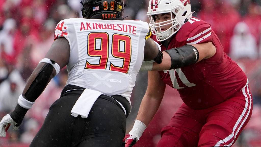 PFF ranks Wisconsin starting RT one of the best tackles in college football badgerswire.usatoday.com/2024/07/07/wis…