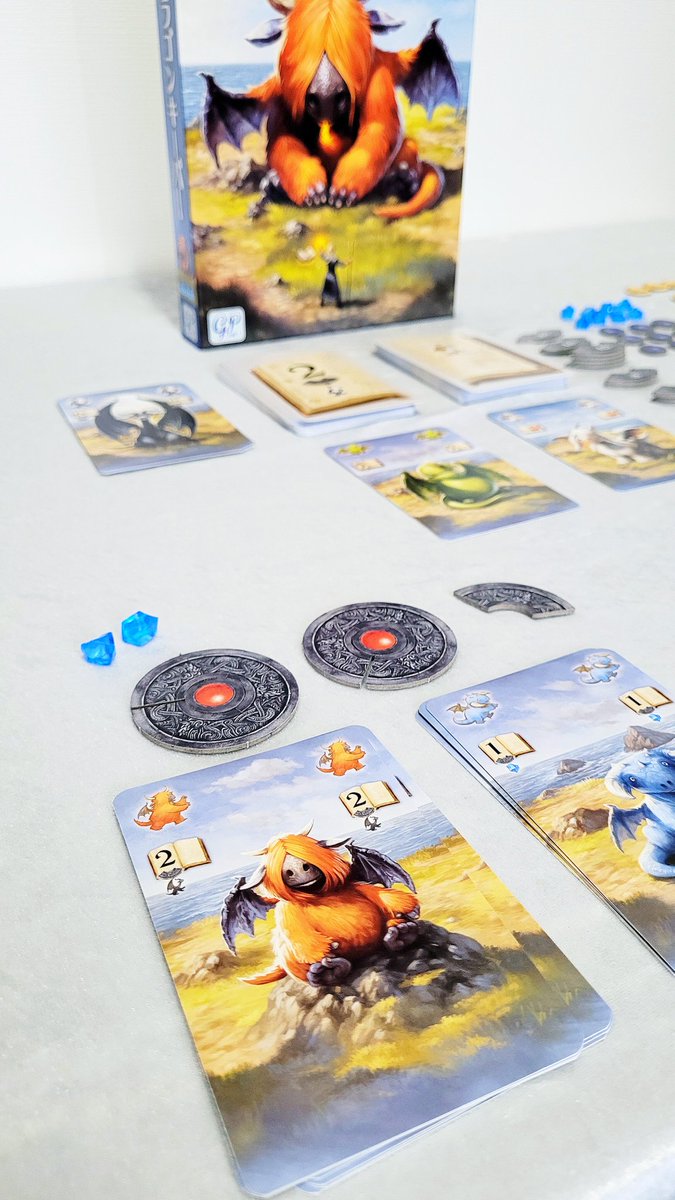 CaitlinErnest's tweet photo. I fell in love with Dragonkeepers immediately!
The frequent changing of the scoring cards is great & having colours eventually be blocked from future scoring opportunities is a nifty twist. And how satisfying is it to complete an amulet!?
@gpinc_jp #MichaelMenzel #ボードゲーム https://t.co/4K2knAEk4J