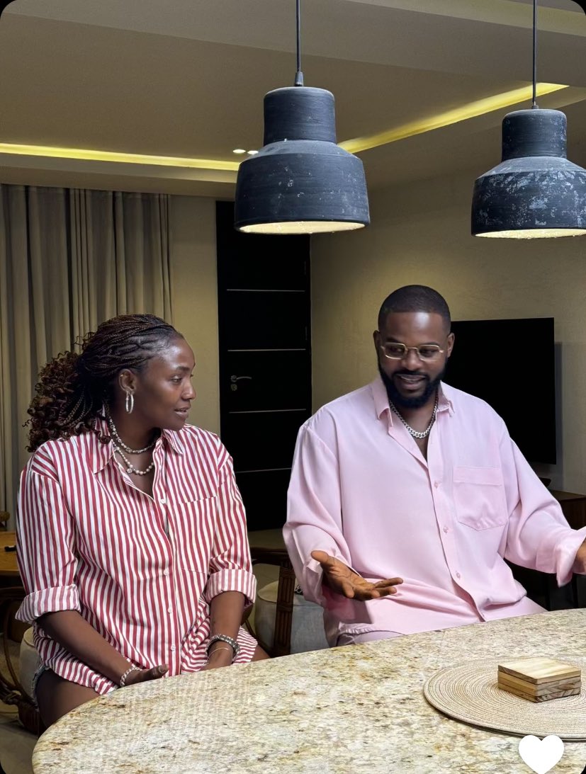 the_bahdgang's tweet photo. Falz x Simi link up 

‘Borrow me your baby’! https://t.co/hNxyhJuUEH