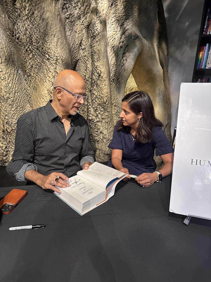 aparna1024's tweet image. #asco24 had a beautiful talk worth watching online if you missed by @abe_verghese whose books I just devour. Monday evening treat to engage in a more intimate venue and to fan girl a bit! Covenant of Water on your summer reading list won’t disappoint!