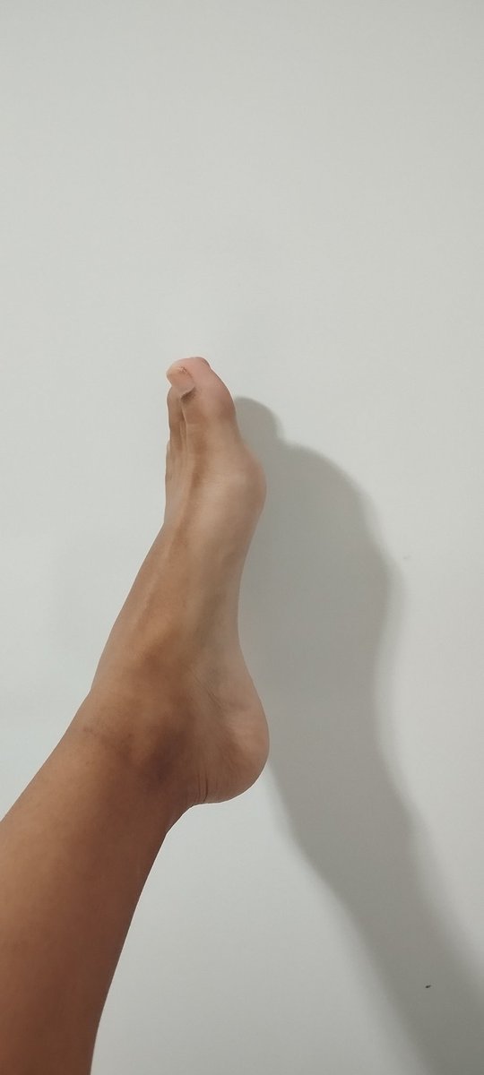 bel_pack's tweet photo. Qm tá c sdd ? 🤭
#amopes #pé #podolatria #pés #fetiche #submisso #queropack #packdope https://t.co/6CMuWbXEMF