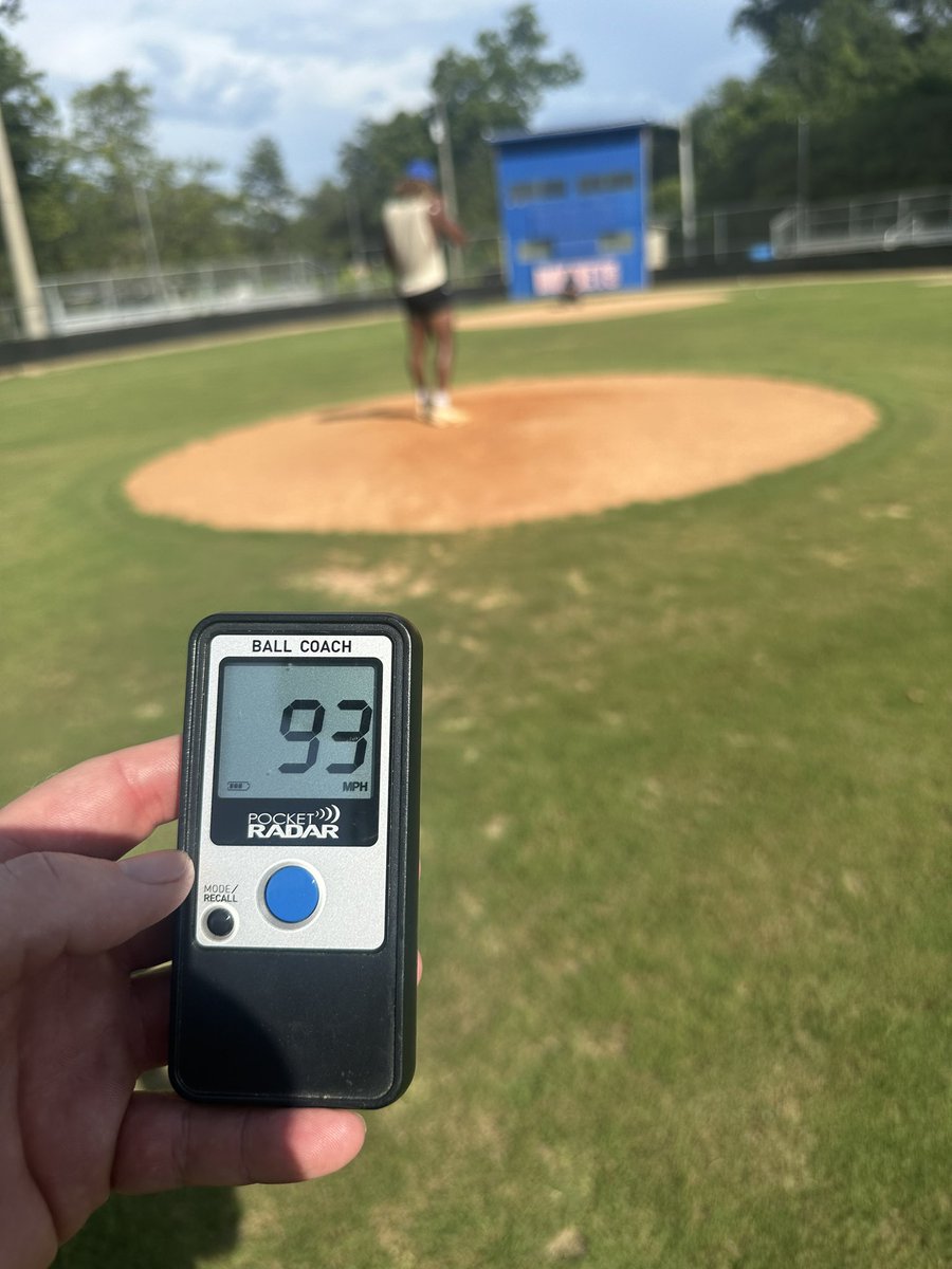 Man hit a 3 today in a pen 👀👀 
<a href="/camodom12/">Cameron</a>