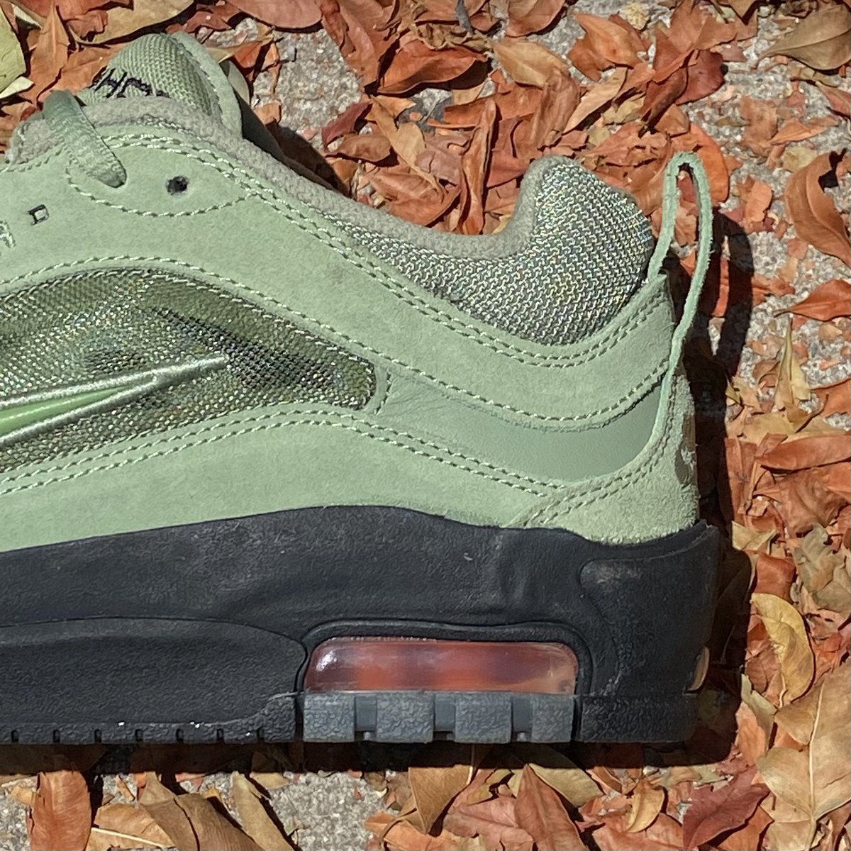lbskate's tweet photo. ✨Nike SB Air Max Ishod in Oil Green/Black✨

Available in store and online at https://t.co/W4YMjBZGy8‼️

Open 11-7pm https://t.co/1MDOBGgflI