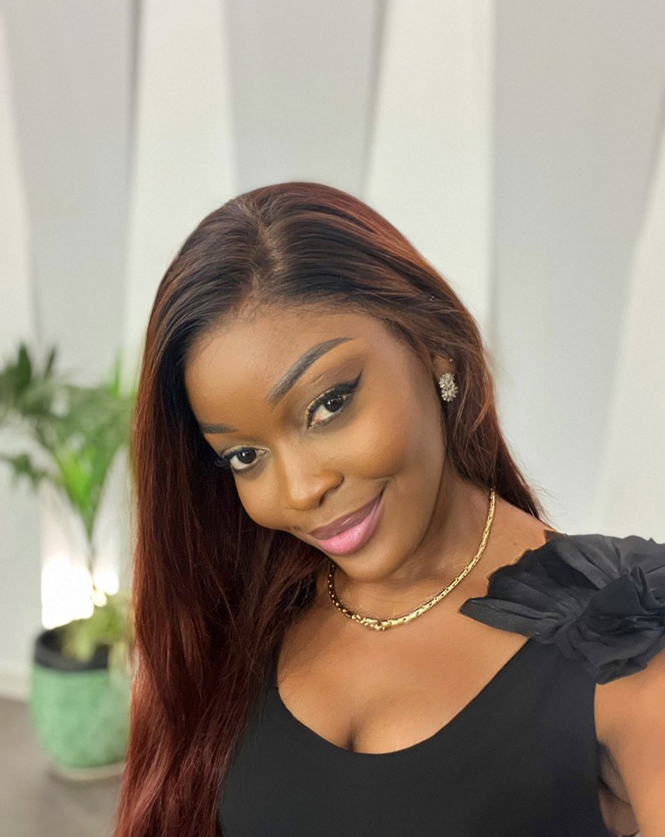 RoseKayeye243's tweet photo. Ils m’ont motivé à entreprendre mais ne m’ont pas dit que je ferai des nuits blanches, payerai des employés même quand il n’y aura aucune recette …
L’ entrepreneuriat n’est pas facile 😌.
#EntrepreneurLife https://t.co/sWMlVTo005